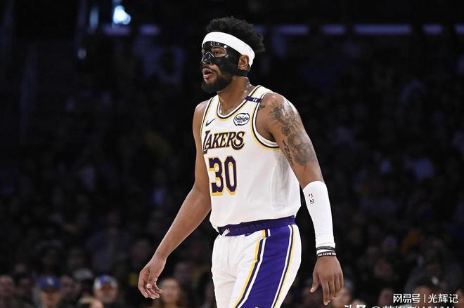 关于雄鹿力克雷霆,詹姆斯状态火热的信息 关于雄鹿力克雷霆,詹姆斯状态火热的信息