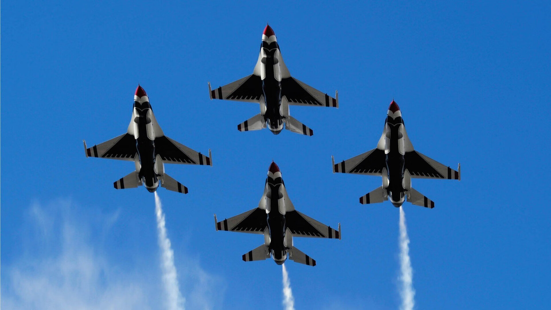 掘金之心与北京之谜，当西亚卡姆在季后赛燃烧时，谁带走了北京队的灵魂？