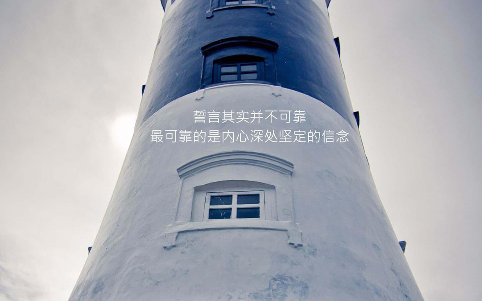 首先，扩展思维，拟定一个独特的文章标题